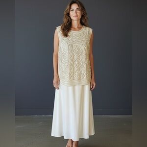 R and M Richards by Karen kwong size 12 excellent condition off-white